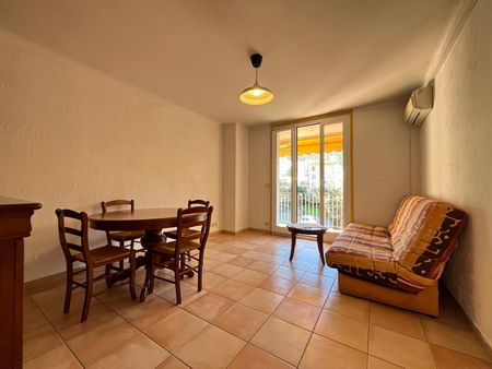 Location Appartement 2 pièces 43m² NICE 06000 - Photo 2