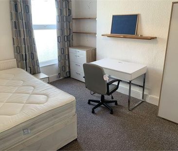 4 bedroom house share to rent - Photo 3