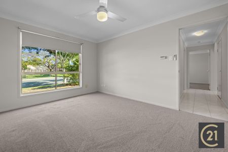Spacious Family Home in Prime Location – $680/Week - Photo 5