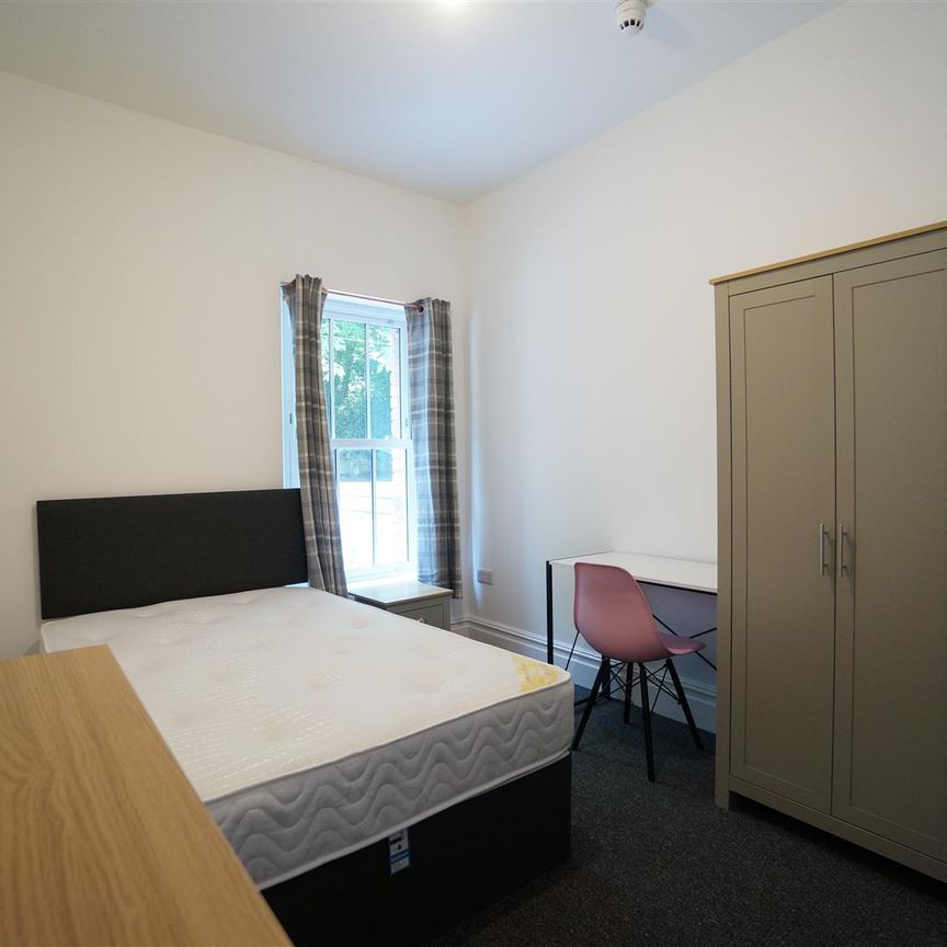 2 Bala Bangor Ffriddoedd Road - Photo 1