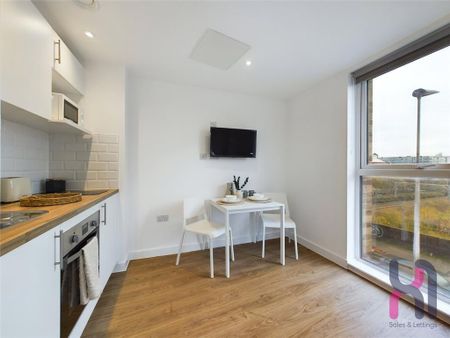 Studio to rent - Photo 4