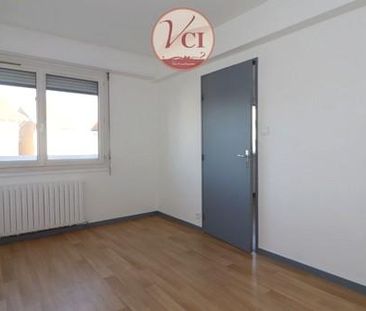 Location Appartement 2 pièces 48m² VICHY 03200 - Photo 2