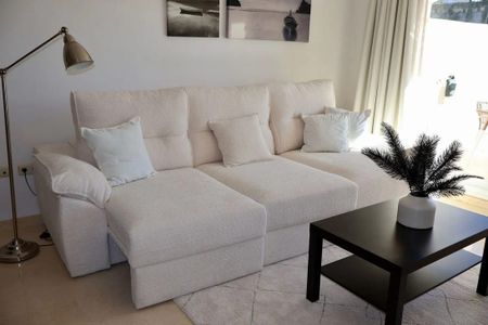 Elviria, Marbella Este, Marbella, Andalusia 29604 - Photo 2