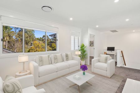 Luxurious Home - Photo 2