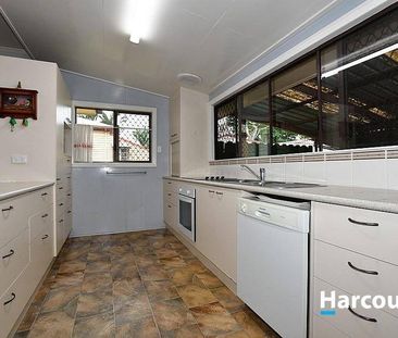 4 Bedroom Family Home Located in Svensson Heights! - Photo 4