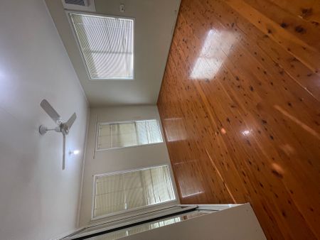 3 Bedrooms Close to School - Photo 2