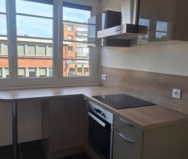 Location Appartement 3 pièces 70m² LISIEUX 14100 - Photo 3
