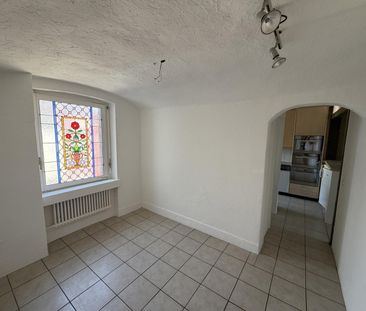 Charmante Wohnung an zentraler Lage mit Cheminée! - Photo 2