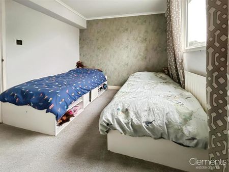 3 bedroom house to rent - Photo 3