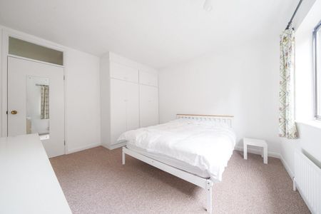 1 Bedroom Flat/Apartment to rent - Photo 4