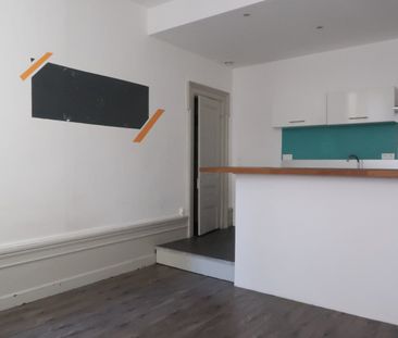 Location Appartement 2 pièces 56m² ST ETIENNE 42000 - Photo 6