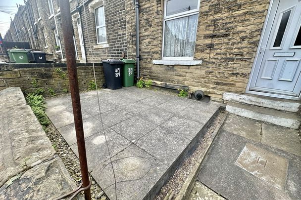 May Street - Photo 1