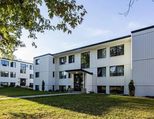 68 Weber Street & 190 Allen Street | 68 Weber Street, Waterloo - Photo 1