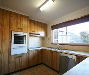 Home For Rent - Photo 3