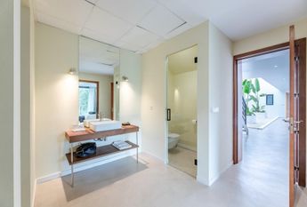 FANTASTIC LUXURIOUS VILLA IN MARBELLA