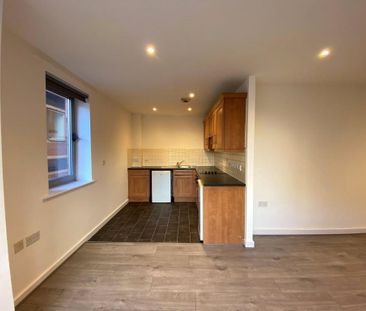 2 bedroom apartment to rent - Photo 4
