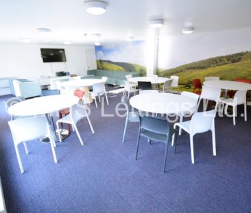 1 Bedroom Studio for rent in St Michaels Lane - Photo 1