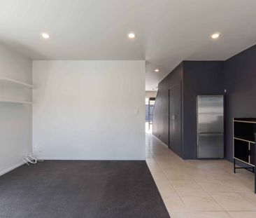 Upmarket Executive Home - Photo 1