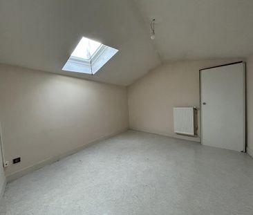 Location Appartement 3 pièces 77m² AGEN 47000 - Photo 6