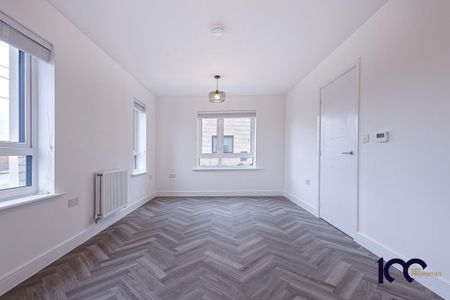 3 bedroom detached house to rent - Photo 2