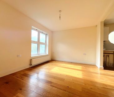 2 bedroom maisonette to rent - Photo 6