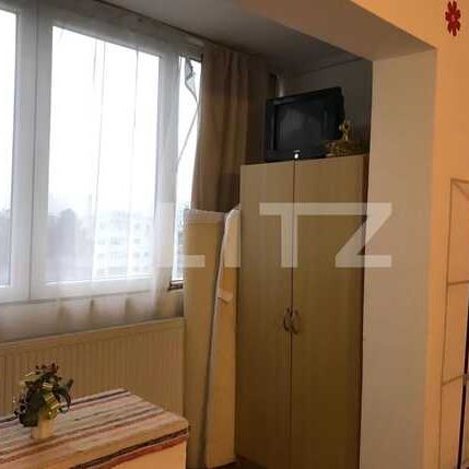 Garsoniera de 28 mp, centrala, zona strazii Primaverii - Fotografie 1