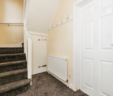 3 Bed Semi-Detached House, Manchester, M20 - Photo 1