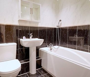 Christopher Martin Place, Billericay, CM 11, Property for rent - Photo 4