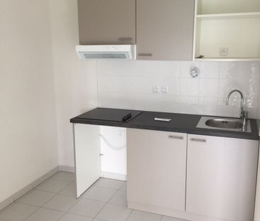 Location Appartement 3 pièces 55m² - Photo 4