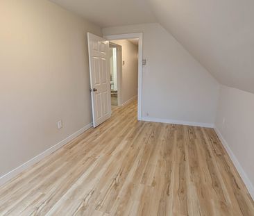 67 Seventh St, Welland - 2 Bedroom Upper Unit - Photo 4