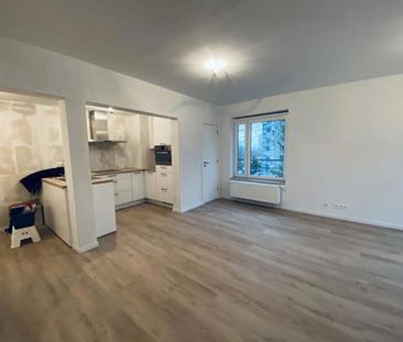 Appartement te huur - Foto 2