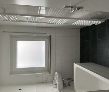 Frisch für Sie saniert – Attraktive 3-Zimmer Wohnung in zentraler Lage - Photo 1