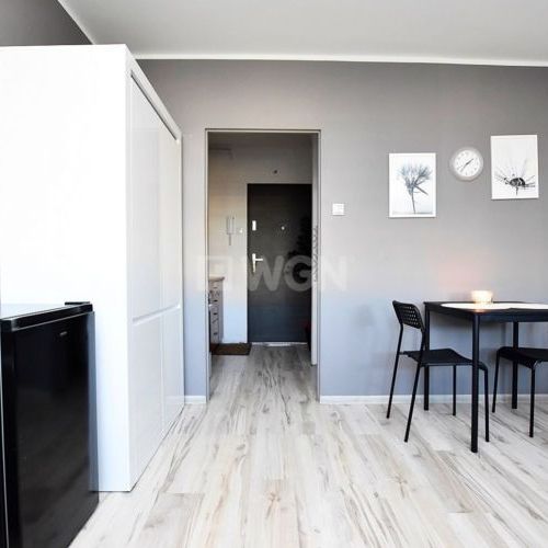 Mieszkanie na wynajem Inowrocław - Ładna Kawalerka na os. Piastowskim blisko Ronda - W pobliżu pętla autobusowa, Market, sklepy handlowe, punkty usługowe, Szkoła, przedszkola, żłobek - Ciepła woda miejska bez - Фото 1