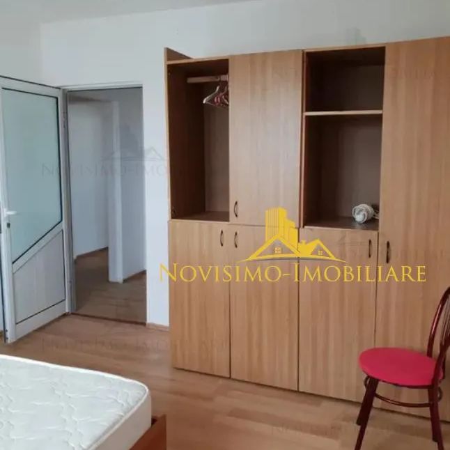 APARTAMENT DE INCHIRIAT CU 4 CAMERE IN ZONA REPUBLICII - Photo 1