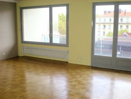 APPARTEMENT T4 A LOUER - Photo 4