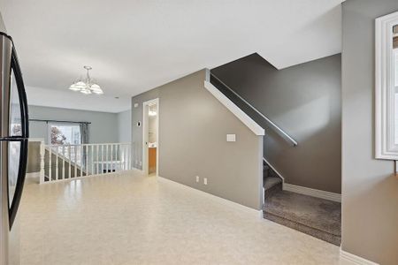 213 Bridlewood Lane Southwest, Calgary - Photo 3