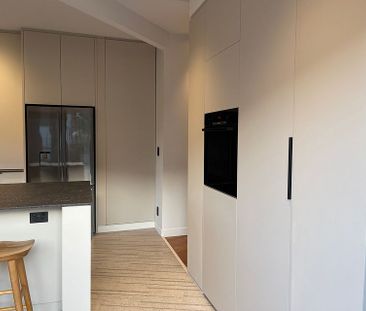 Charming Island Bay 3BR Home w/ Views - Photo 2