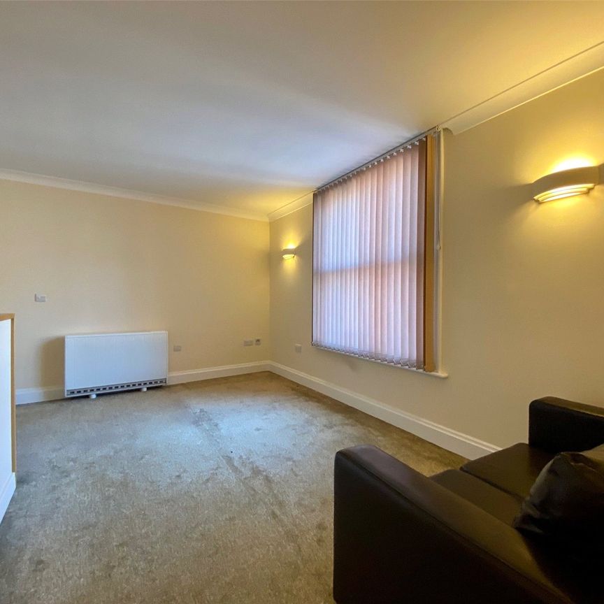1 bedroom studio apartment to rent - Photo 1
