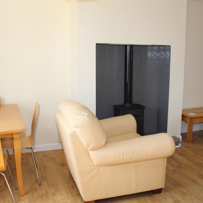 4 bedroom terraced house to rent - Photo 1