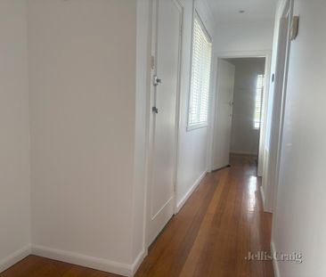 2 Laverton Street, Williamstown - Photo 1