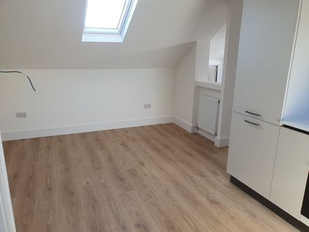 2 Bed Flat, Cromwell Avenue, N6 - Photo 3