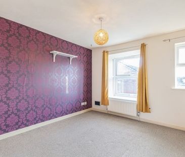 Waltham Gardens, Banbury - Photo 5