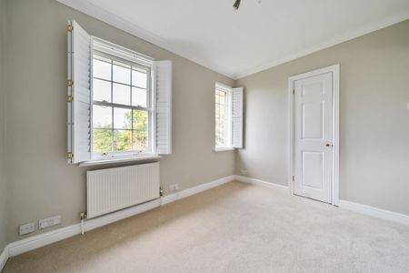 3 bedroom detached house to rent - Photo 4