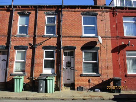 1 bedroom terraced house to rent - Photo 5