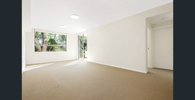Spacious One Bedroom with Exclusive Garden in Killara - Photo 1
