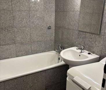 Pronájem bytu 1+kk 22 m2 - Fotografie 5