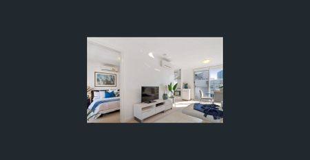 Sweeping city and river views - Photo 5