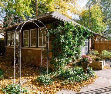 For Lease - 321 Palmerston Boulevard Unit# Coach House, Toronto, On... - Photo 1