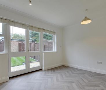 4 bedroom semi-detached house to rent - Photo 1