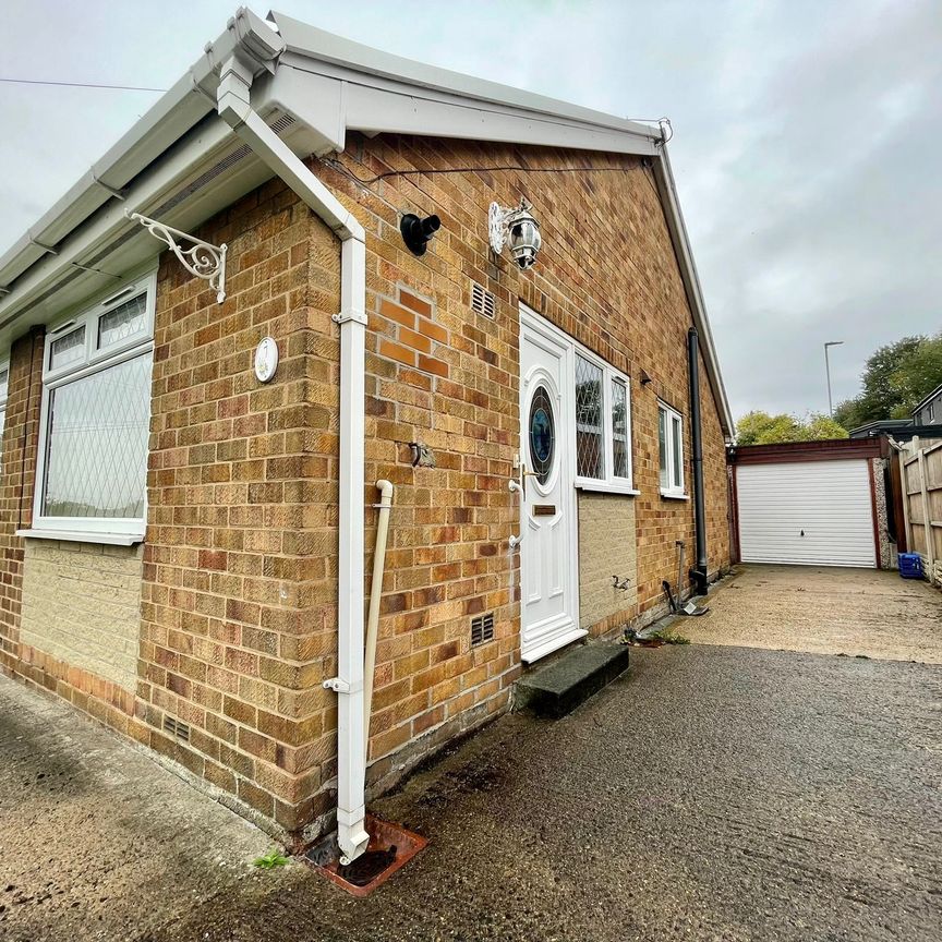 Cherrytree Drive, Wakefield, Walton - Photo 1